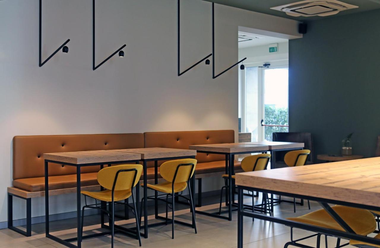 Meg Lifestyle Hotel & Apartaments Riccione Exterior foto